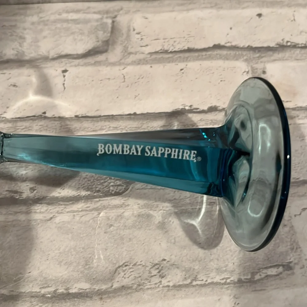 Bombay Sapphire 7oz martini glass thick blue glass stem collectible bartender